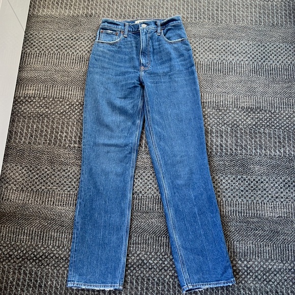 NWOT Abercrombie 90s ultra high rise jeans - Picture 2 of 6